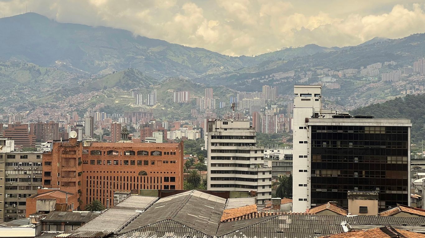 digital nomad in medellin
