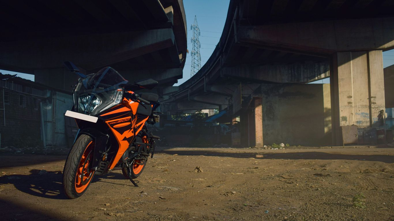 a motorcycle parked outside a building