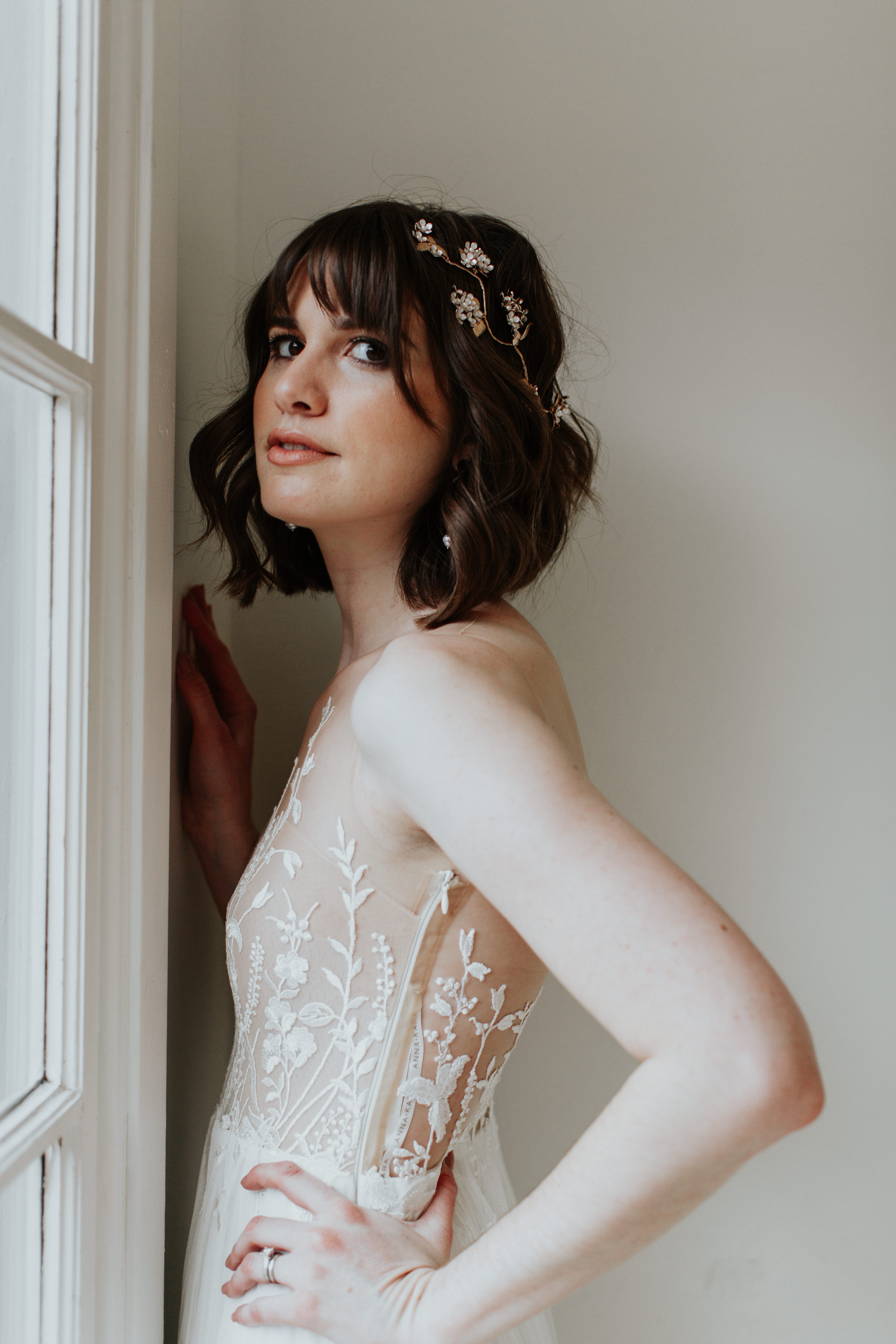 Boho veil with lace and floral details