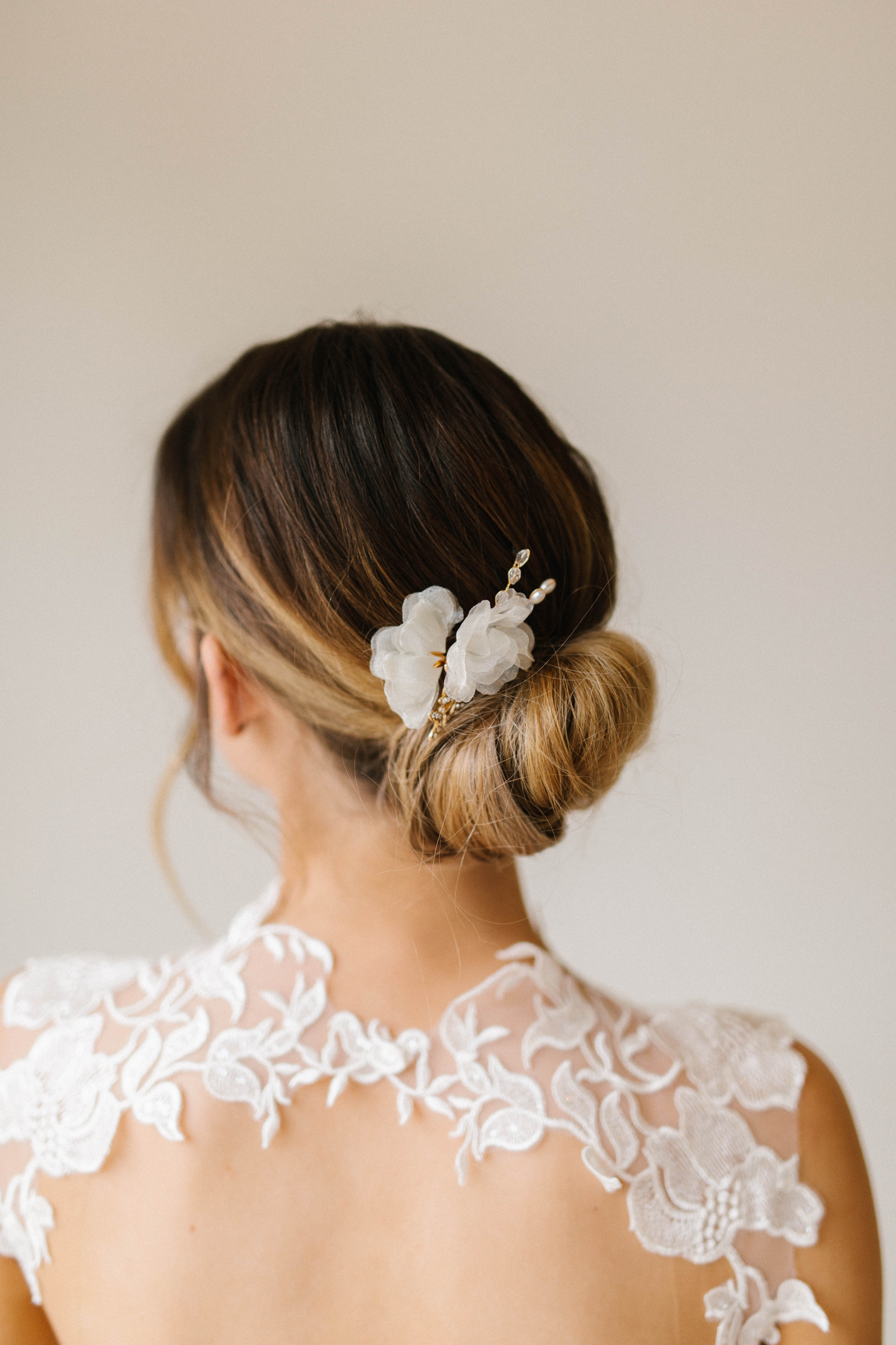 Personalized lace garter for a rustic wedding