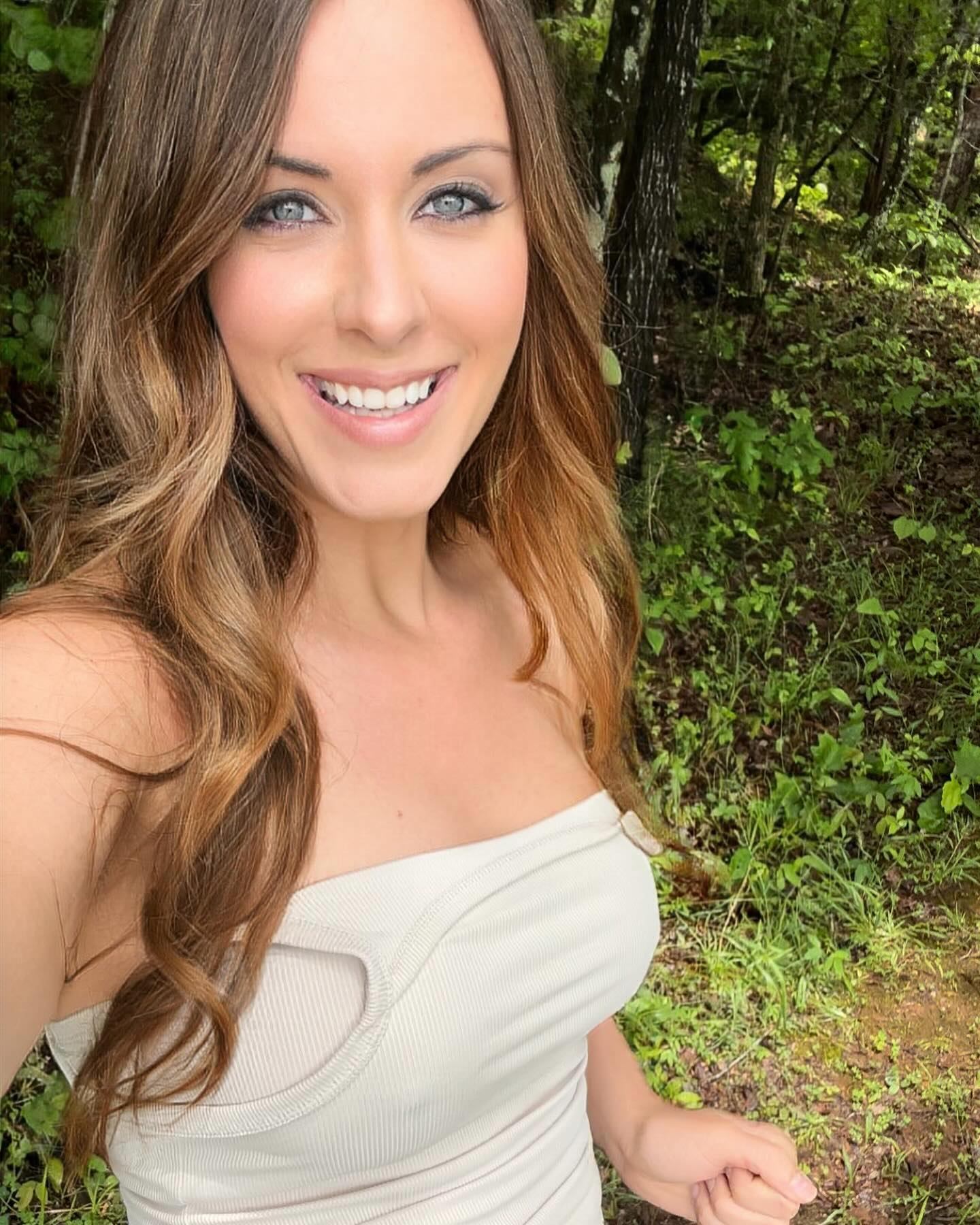 Austin speed dating event with diverse singles mingling.